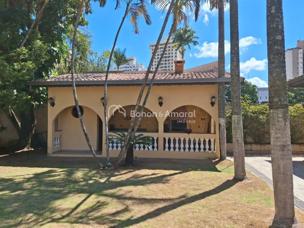 Imagem Linda casa com 5 quartos na Chácara Primavera