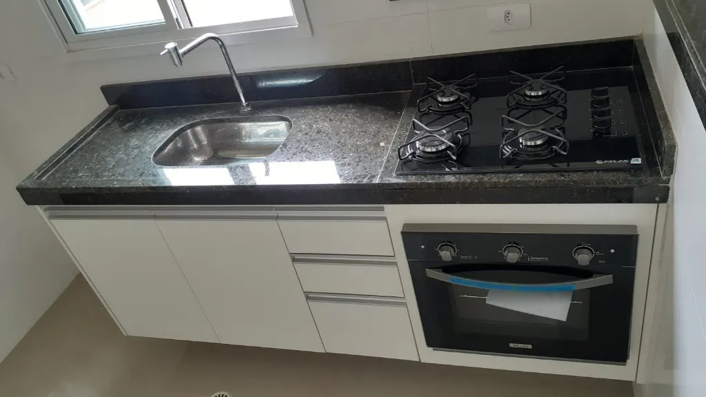 Imagem Cobertura à venda na Vila Tibiriçá - Santo André - 2 quartos, 1 banheiro, 1 vaga de garagem - 124,00 m² de área.
