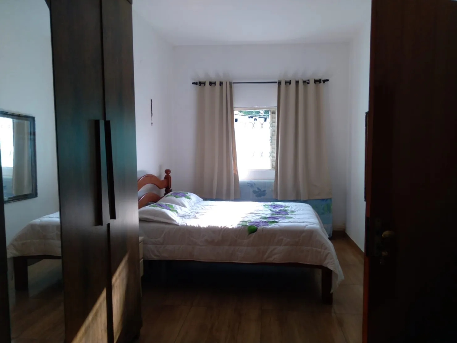 Imagem Casa à venda 2 Quartos, 1 Suite, 4 Vagas, 297M², Alto do Tabaú, Pindamonhangaba - SP