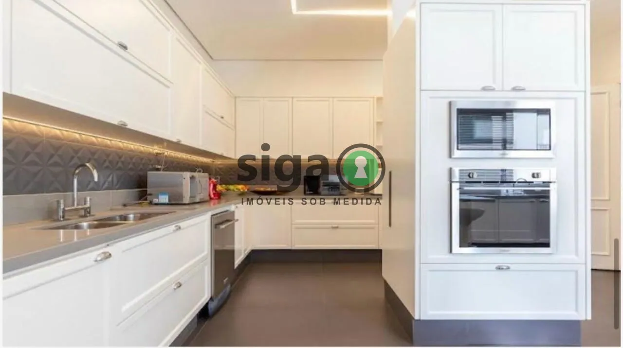 Imagem Casa assobradada de altíssimo padrão , à Venda no Alto da Boa Vista, 4 suites, 10 vgs, Mobiliada