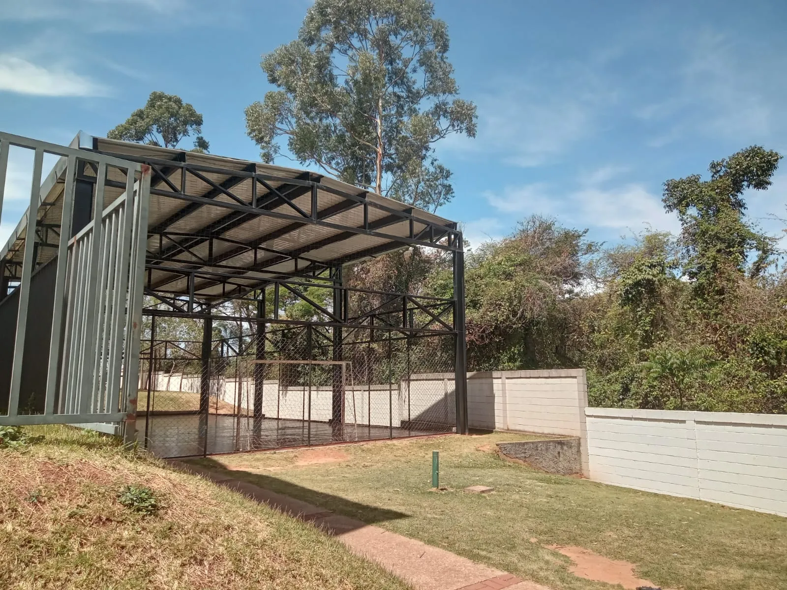 Imagem Apartamento à venda - Área útil 44 m2 com 2 dormitórios - 1 vaga - Condomínio Parque Jardim das Tuli