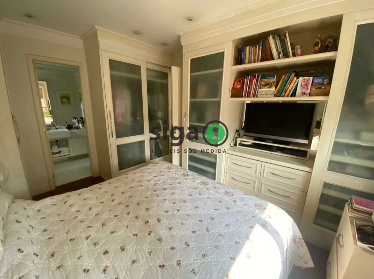 Imagem Apartamento na Vila Nova Conceição - 76m² , 1 quarto e 2 vagas á VENDA!