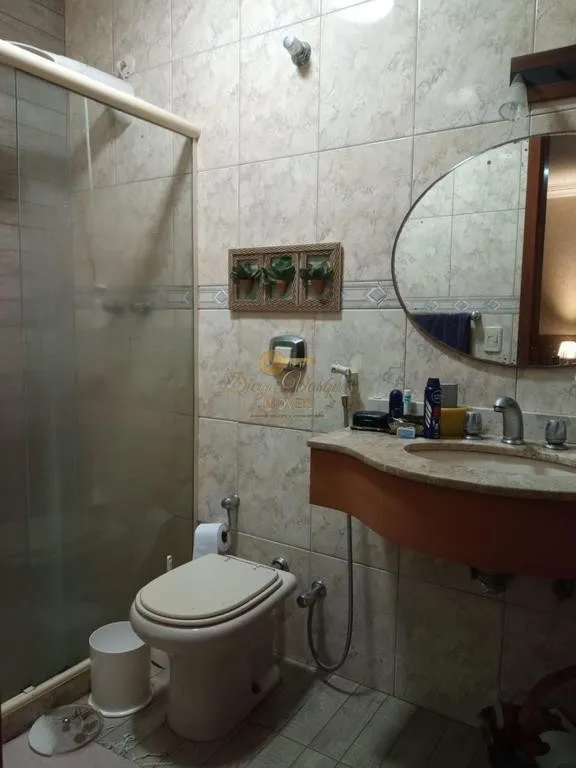 Imagem Casa em Condomínio para Venda em Teresópolis / RJ no bairro Araras