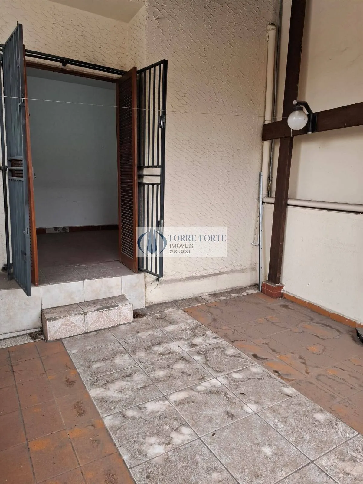 Imagem Casa Comercial com 85m² em excelente localização na Vila Gomes Cardim
