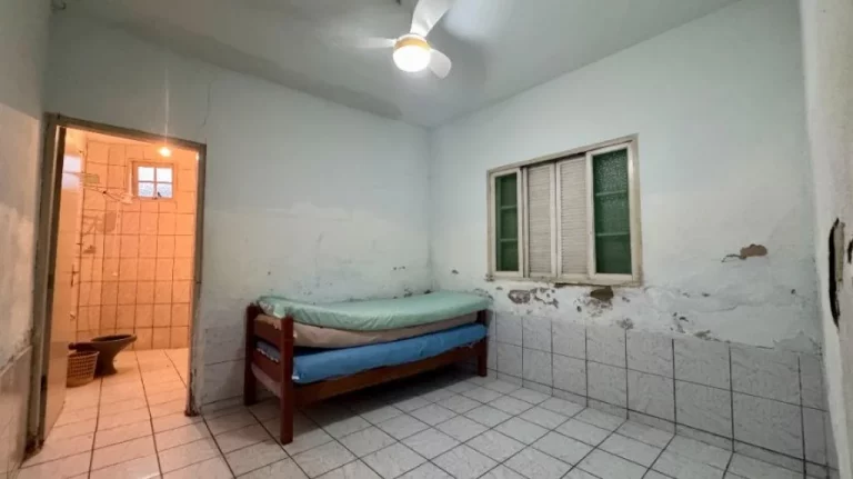 Imagem CASA COM 127 m² - MARACANÃ - PRAIA GRANDE SP