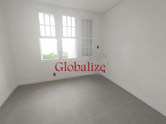Imagem Apartamento à venda com 80m², 2 quartos e vista mar por R$729.000,00 no Gonzaga em Santos