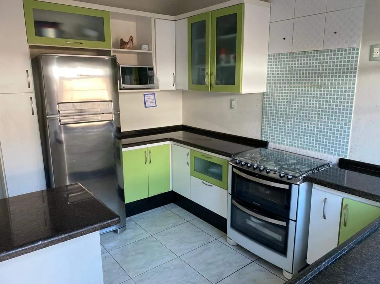 Imagem Casa à venda 4 Quartos, 2 Suites, 6 Vagas, 300M², Jardim Gurilândia, Taubaté - SP