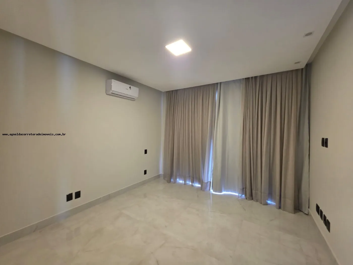 Imagem Casa em Condomínio para Venda em Parnamirim, Nova Parnamirim, 5 dormitórios, 4 suítes, 5 banheiros, 4 vagas