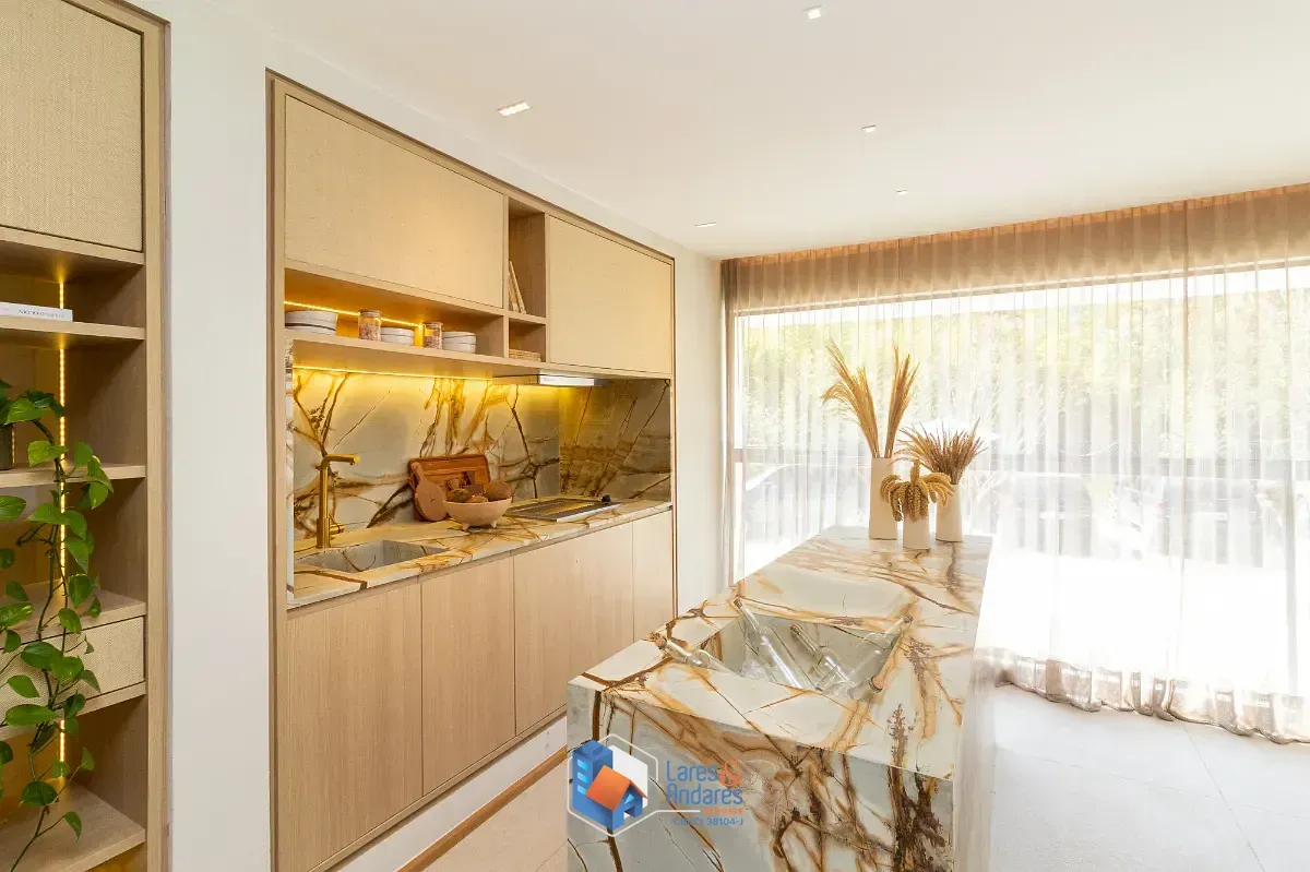 Imagem Apartamento para venda em Jardim Vitória Régia com 4 quartos, sendo 4 suítes, 222m²