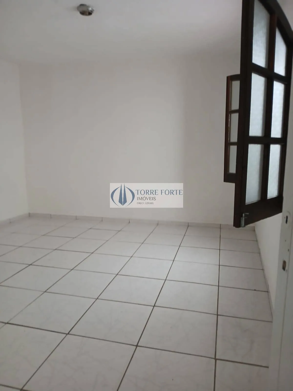 Imagem Sobrado 4 dormitórios 2 banheiros 1 vaga Jardim Novo Carrão