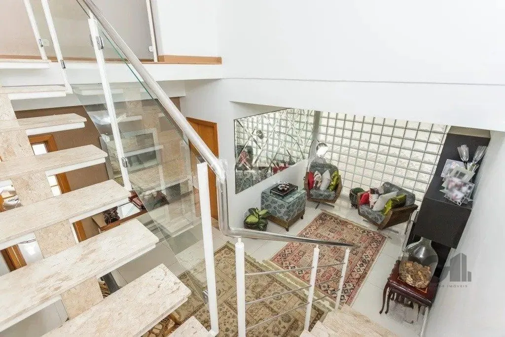 Imagem Casa com 3 dormitórios no bairro Jardim Lindóia