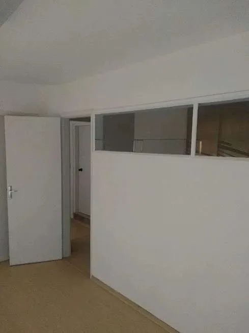 Imagem Sala Comercial para Venda em São Paulo, SANTA CECILIA, 1 vaga