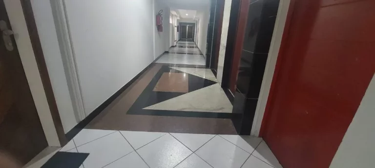 Imagem VENDO UMA LINDA COBERTURACOM 4 QUARTOS 2 SUÍTES DE FRENTE PARA A PRAIA.