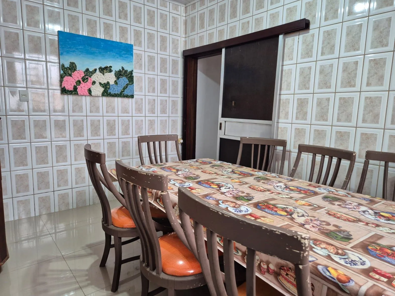 Imagem Casa térrea com pátio aos fundos