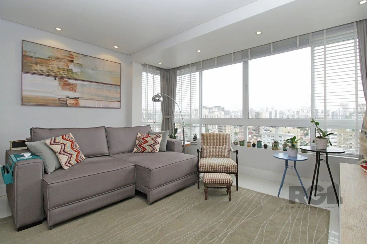 Imagem Apartamento com 77,00m² privativos, bairro Passo D´areia, Porto Alegre/RS