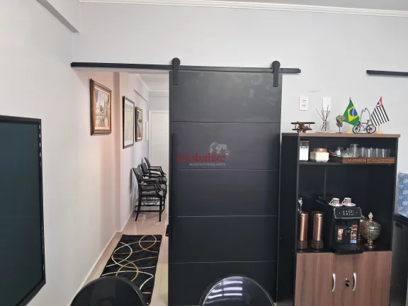 Imagem Escritório de Alto-Padrão mobiliado em Santos na Aparecida na avenida mais comercial do bairro à venda por R$ 375.000,00 ou locação R$ 4.000,00.