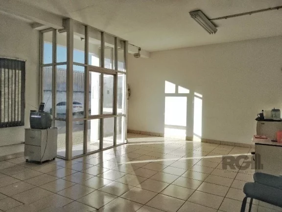 Foto do imóvel Galpão/Pavilhão para venda em Porto Alegre