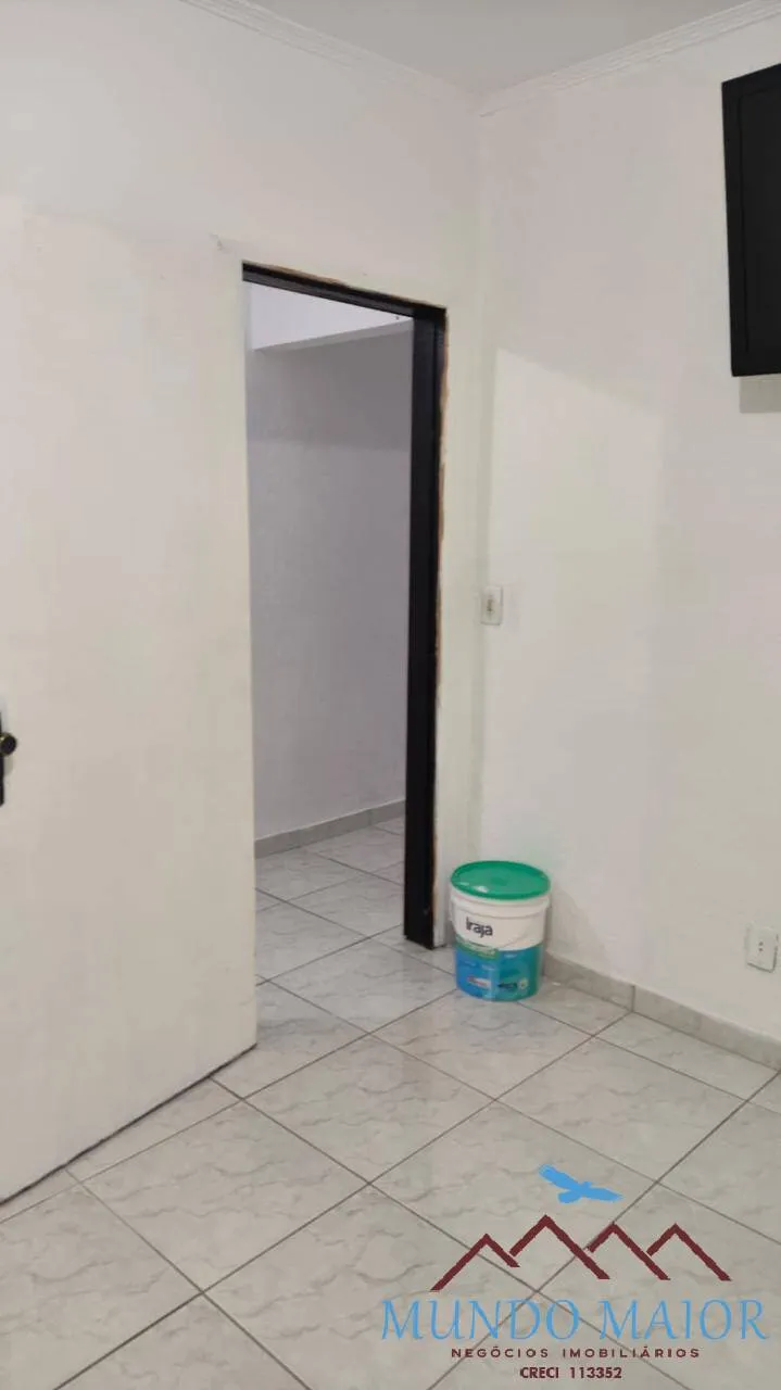 Imagem Assobradada Confortável 230m² em Bairro Simples e Prático!