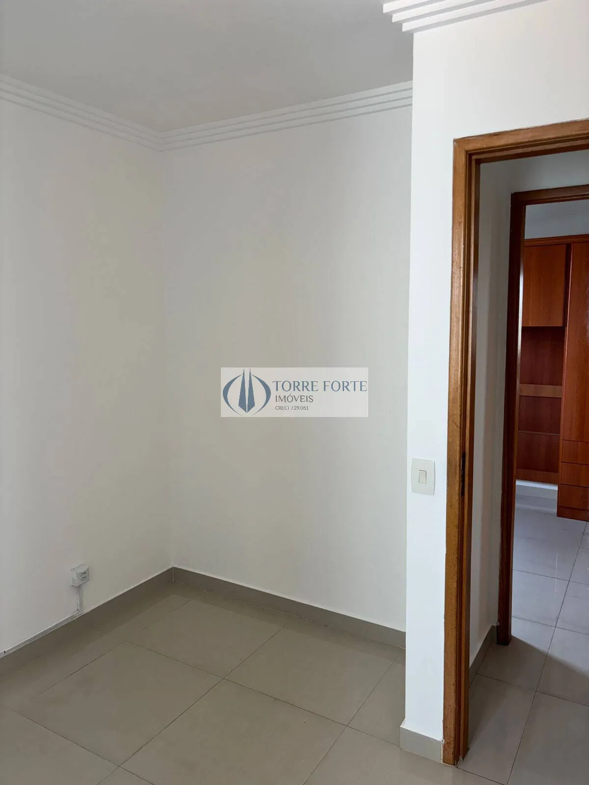 Imagem Ótimo apartamento com 63 m², 3 dormitórios, 1 banheiro, 1 vaga de garagem