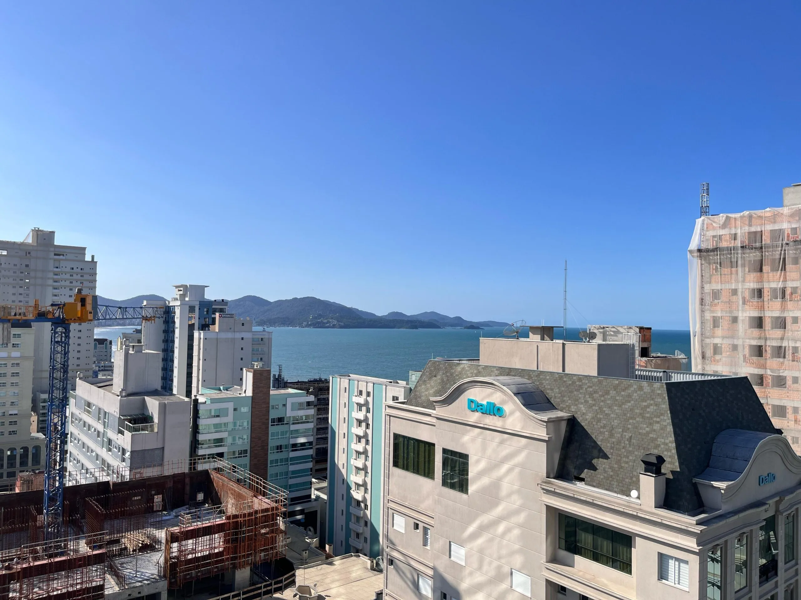 Imagem Apartamento com vista para o mar à venda com 153m2 por R$ 3.725.000,00