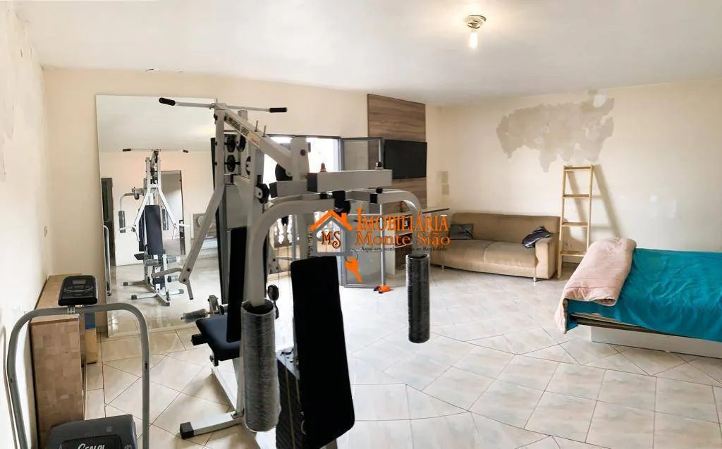 Imagem Sobrado com 4 dormitórios à venda, 407 m² por R$ 598.000,00 - Vila Rio de Janeiro - Guarulhos/SP