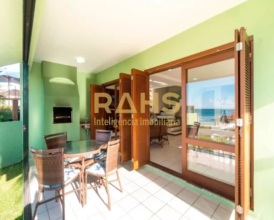 Imagem Sabe aquele sonho de Casa a Beira Mar de Bombinhas? Pois é, eu posso ajudar a realiza-lo com essa i...
