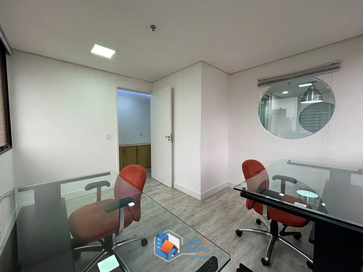 Imagem Conjunto comercial para venda em Vila Olímpia, 64m²