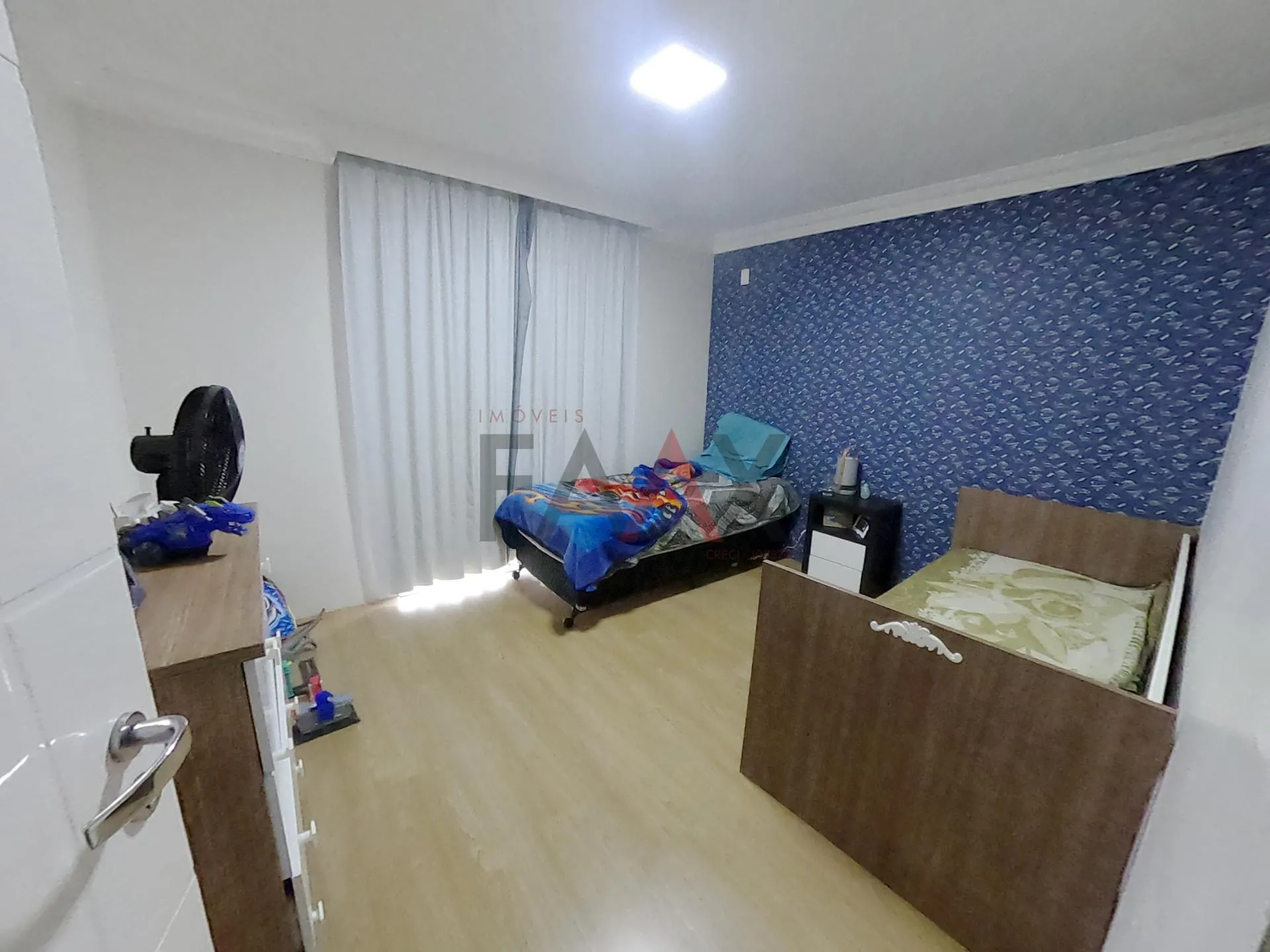 Imagem Sobrado com 4 dormitórios à venda,648.00 m², Alto da XV, GUARAPUAVA - PR