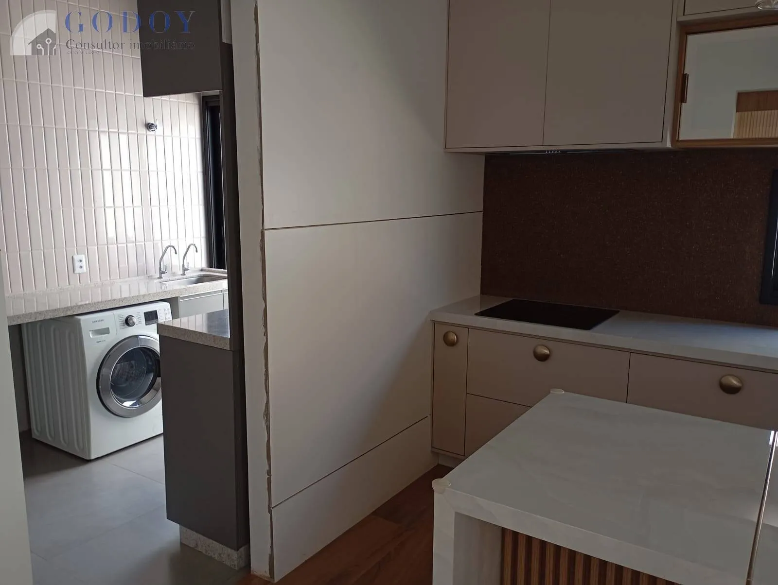 Imagem Exclusiva Casa Térrea - Conforto, Sofisticação e Amplo Terreno