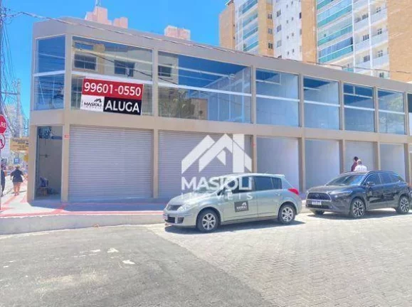 Foto do imóvel NOVAS Lojas de Esquina em rua movimentada no bairro Itapuã