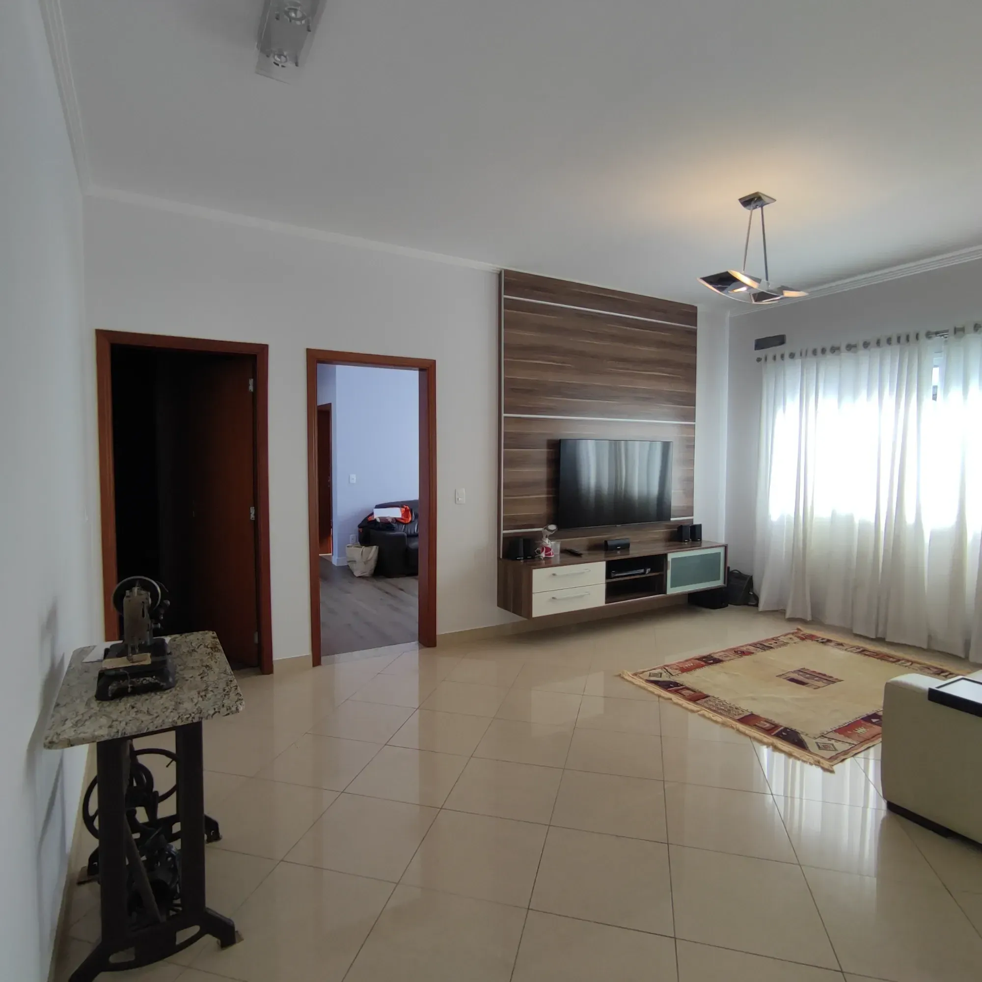 Imagem Casa de Condomínio com 4 Quartos à Venda, 374 m² em Medeiros - Jundiaí
