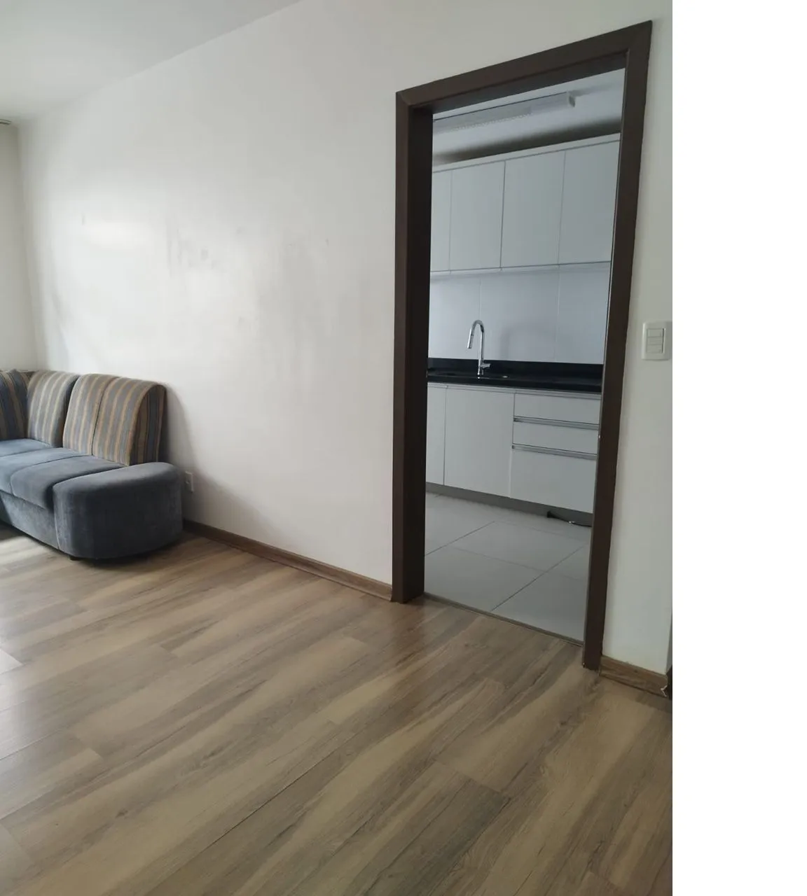 Imagem Apartamento semi mobiliado, desocupado e pronto para morar no bairro Bela Vista