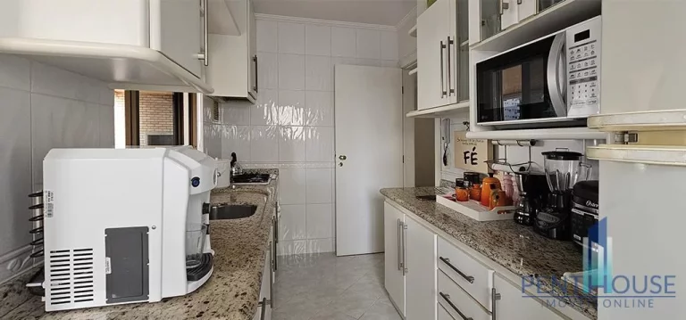 Imagem Apartamento Zona Central para Venda em Balneário Camboriú, CENTRO, 3 dormitórios, 1 suíte, 2 banheiros, 1 vaga