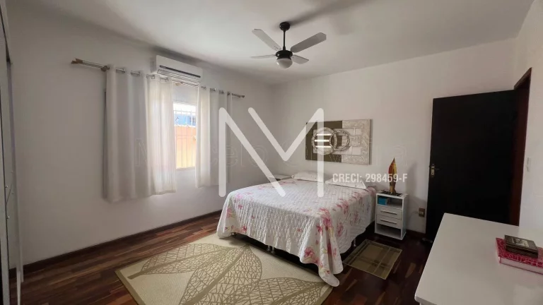 Imagem Casa para venda 3 Quartos 2 Suíte - 300m² - Bosque dos Eucaliptos