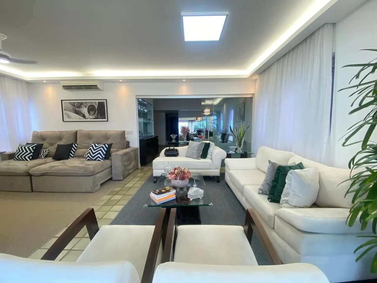 Imagem Apartamento com 4 Quartos à Venda, 200 m² em Candeias - Jaboatão dos Guararapes