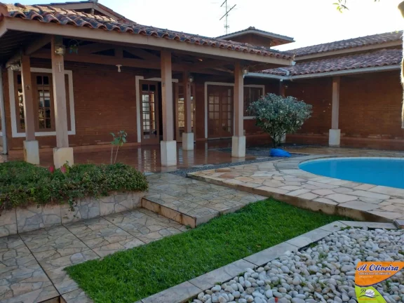Imagem Linda Casa 03 Dormitorios - 900 Metros de Terreno