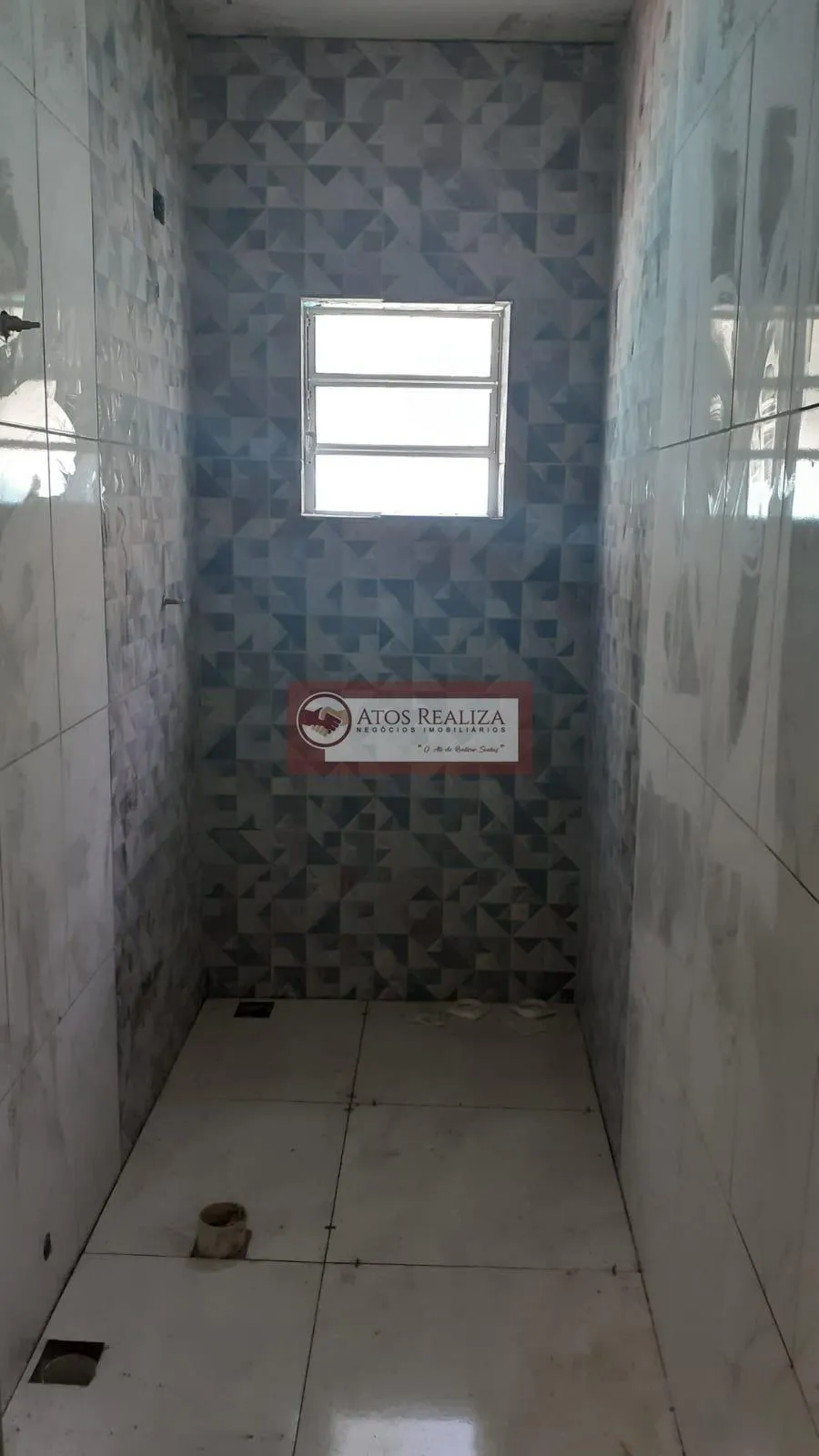 Imagem Oportunidade da casa própria na zona Sul. Vendo casa no Jardim oriental, área ee 160m², com 2 Dormitorios, sendo 1 Suíte, 2 vagas, OPORTUNIDADE IMPERDÍVEL. R$ 250 mil, Aceita Financiamento Bancário, aceita entrada e Financiamento direto. Agende uma visita