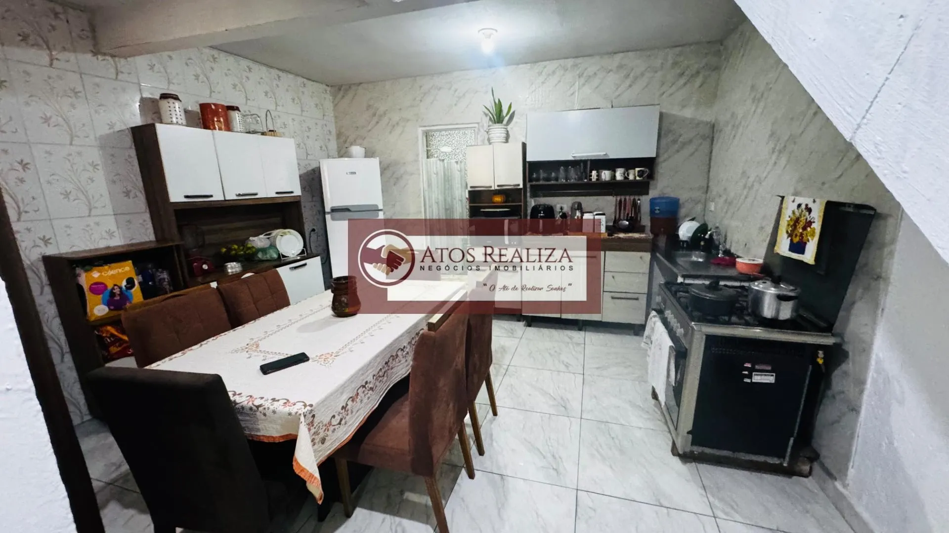 Imagem Sobrado à venda em Jardim Myrna, São Paulo - 3 dorms, 100m²