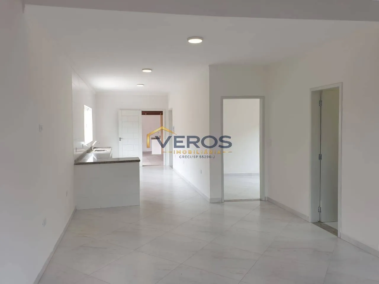 Imagem Sobrado Recém-Reformado com 5 quartos à Venda no Indaiá