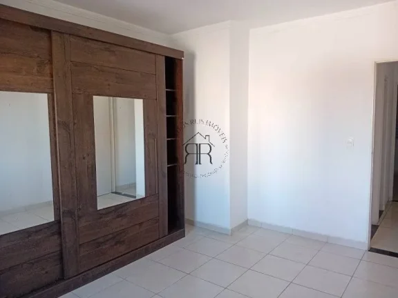 Imagem Casa à venda com 80m², 2 quartos e 1 vaga
Explore esta encantadora casa localizada no acolhedor ba...