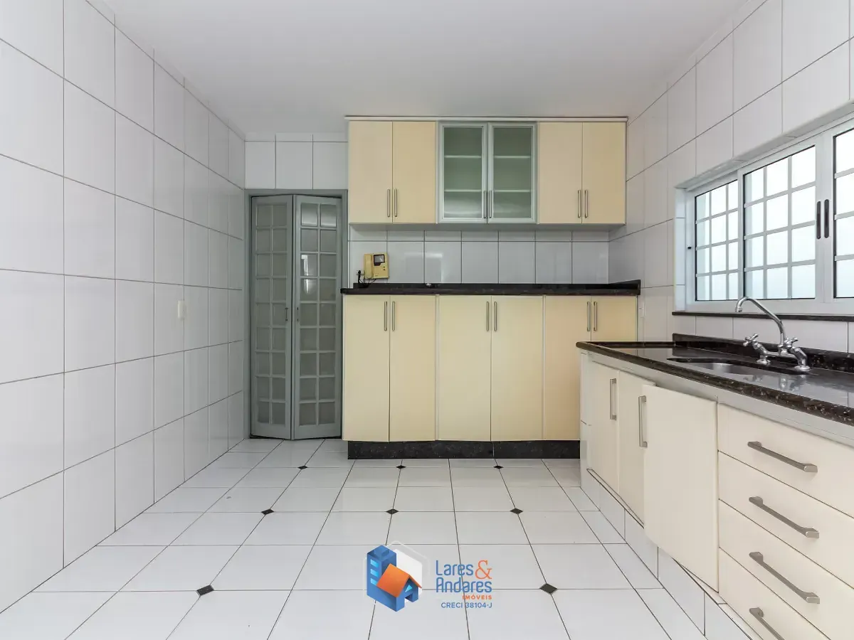 Imagem Sobrado para venda em Vila Iório com 2 quartos, 150m²