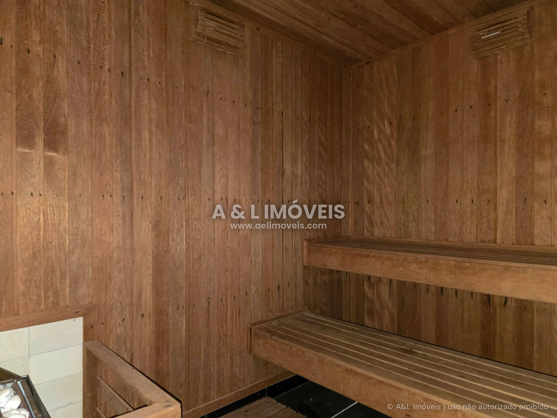 Imagem Casa à venda no Portal do Capivari com 5 dormitórios e 3 suítes