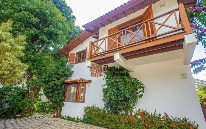 Imagem Sobrado com 4 dormitórios à venda, 216 m² por R$ 3.600.000,00 - Cambaquara - Ilhabela/SP