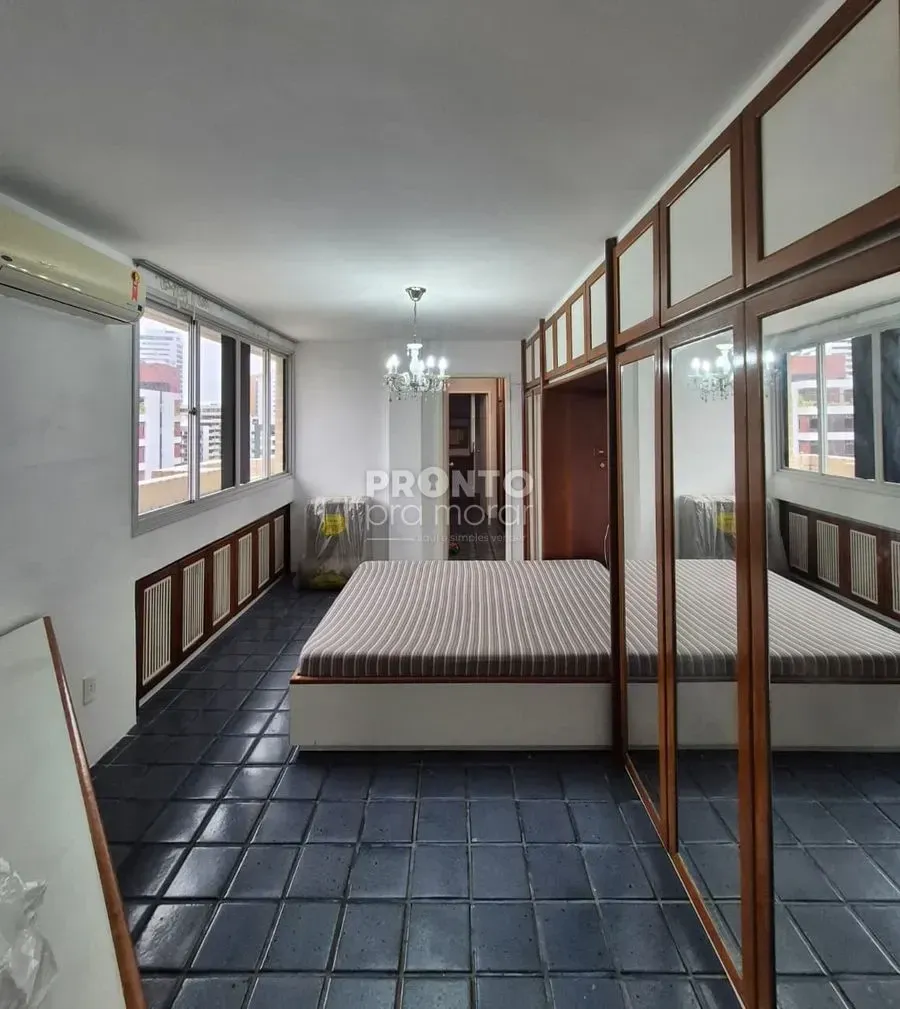 Imagem Apartamento com 3 Quartos à Venda, 180 m² em Boa Viagem - Recife