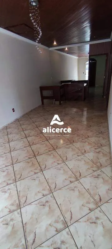 Imagem Casa à venda - 2 pavimentos I 3 suítes I 4 salas comerciais I 2 lojas - Kobrasol - São José/SC