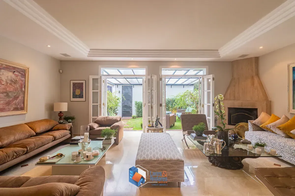 Foto do imóvel Casa para venda em Brooklin Paulista com 4 quartos, sendo 3 suítes, 347m² em Rua Luisiania
