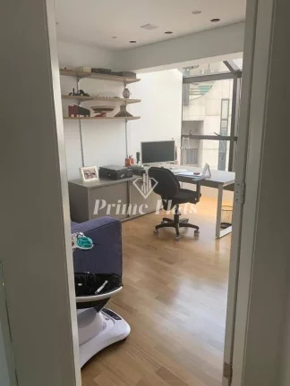 Imagem Flat disponível para venda no The Sutton House, com 210m², 3 dormitórios e 2 vagas de garagem