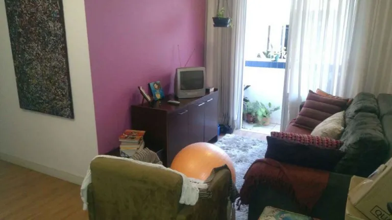 Imagem Apartamento com 2 Quartos à Venda, 61 m² em Centro - Criciúma