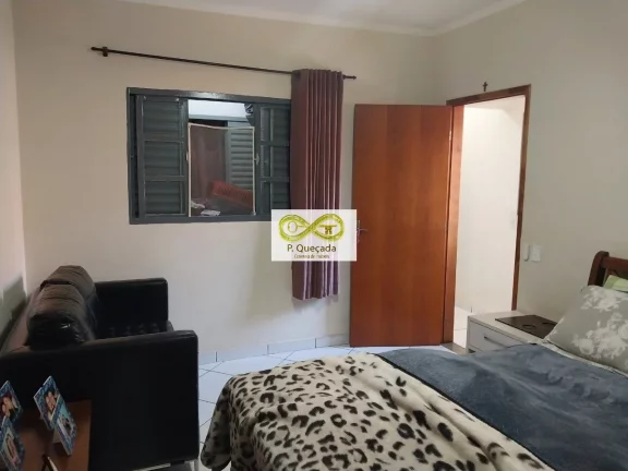Imagem Casa disponível para venda, com 03 quartos e 02 banheiros!