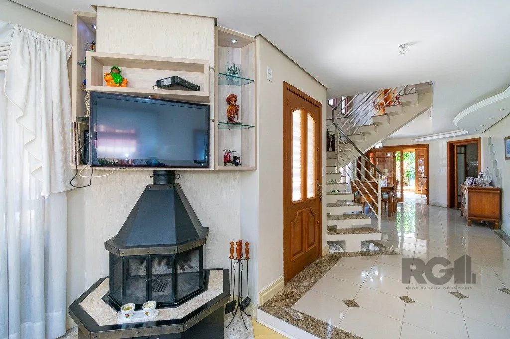 Imagem Casa em condominio no Sarandi de 3 dormitórios 2 vagas e infra